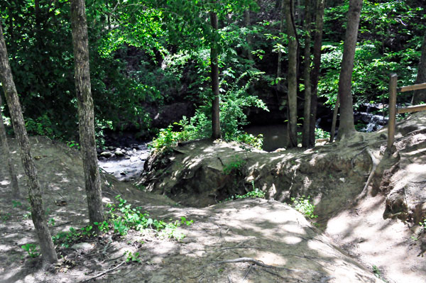 Lake Haigler waterfall